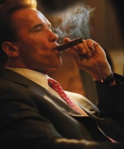 1285964777-arnold_cigar